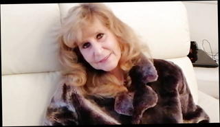 Video 1518284401: moms lick, licking homemade, licking straight, lick boots