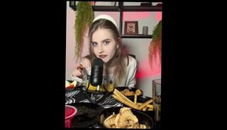 Video 1619229653: babe girl amateur, cute amateur college girl, amateur girl eats, best amateur girl