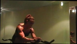 Video 1566582501: sexy muscle woman, sexy muscle girl, sexy straight muscle, classic woman