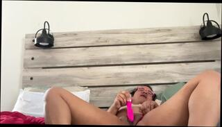 Video 1623487993: solo girl fingers, solo amateur fingering, solo female fingering, fingers best friend