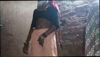 Video 1621805191: desi woman, straight