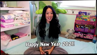 Video 1116559735: mommy diaper