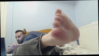 Video 1595885861: feet tease, gay feet, male feet
