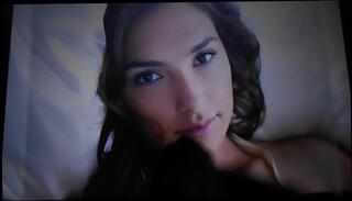 Video 335836501: gal gadot, cumtribute, man gay, gay hd
