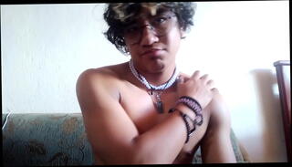 Video 1625340815: amateur solo boy