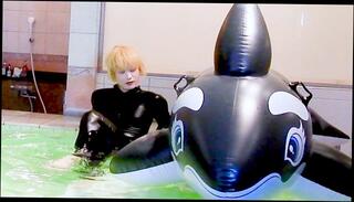 Video 1626686943: amateur crossdresser solo, inflatable latex, inflation fetish, amateur solo male, wet ride
