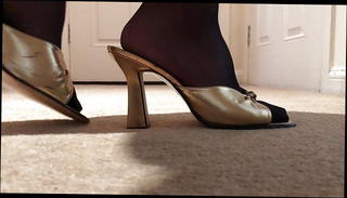 Video 1219860501: nylon feet, nylon gay, feet heels
