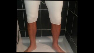 Video 1292782175: solo piss, pissing boy