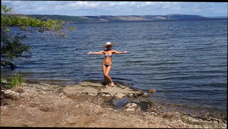 Video 1625051675: amateur beach, amateur dancing, amateur mature