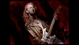 Video 1623160295: chained