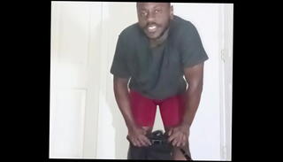 Video 1654636925: dripping inside