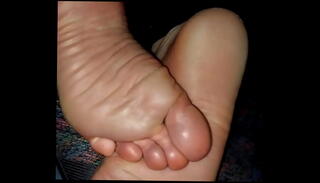 Video 1609471555: ass feet soles, feet big ass, feet love