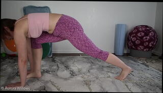 Video 1550663385: large labia milf, cameltoe milf, hot milf mom, yoga cameltoe, shaved cameltoe, milf chatting, milf behind