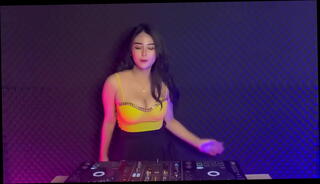Video 1589412785: girl boob dance, big boobs hot girl, indonesia big boobs