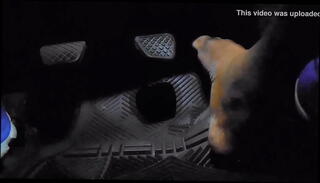 Video 1458328605: barefoot feet, toe touching