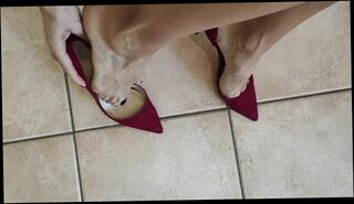 Video 1587626003: lesbian feet fetish, latin lesbian feet, lesbians love feet, mature lesbian feet, solo female feet, amateur latin lesbians, italian feet