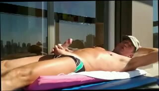 Video 1624186755: speedo bulge
