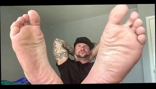 Video 1656651381: foot fetish feet, feet fetish solo, gay feet fetish, amateur foot fetish, foot fetish close, foot fetish hd, feet rub
