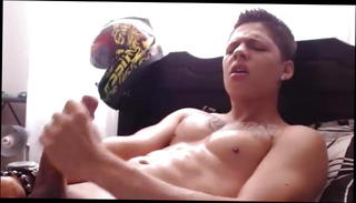 Video 1571175951: gay cutie