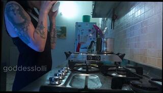 Video 1655342143: woman milking, amateur milking, love milk, hot milk, amateur kitchen