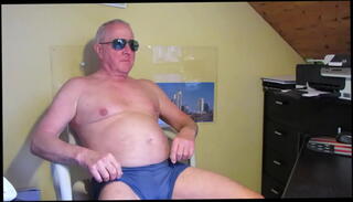 Video 1372017375: cock jerk cumshot, jerks old cock