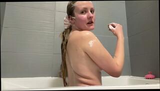 Video 1662681905: naked women, amateur blonde naked, long hair naked, naked washing, dark haired amateur, very naked