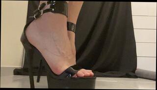 Video 1629935493: pov feet fetish, feet fetish solo, heels feet fetish, male feet fetish, amateur solo male, feet high heels, italian feet