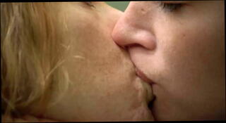 Video 1603863441: emily blunt, lesbian straight porn, lesbians kissing, one lesbian, lesbian celebrities