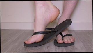 Video 1598084255: feet fetish toes, cum feet toes, toes feet cumshot, flip flop feet, feet soles toes, amateur fetish masturbation, feet spermed