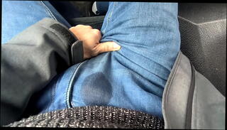 Video 1622588985: jeans peeing, pee wets