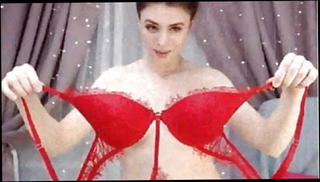 Video 1222155801: awesome cam girl, straight cam, red girl