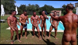Video 823520585: gay pool