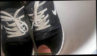 Video 1657322163: solo male piss, piss feet, pissing amateur, piss wet