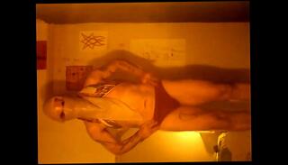 Video 169658525: shemale strips, strip dance