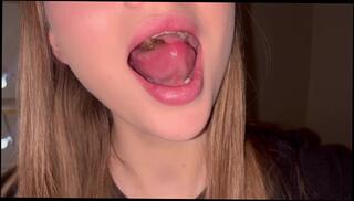 Video 1622989293: giantess vore fetish, fetish solo, solo amateur toys, solo female toys, solo blonde toying, bear vore, mouth vore, spit tongue fetish, long tongue fetish