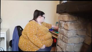 Video 1657324271: ssbbw girl, fetish chick, amateur ssbbw, fetish straight, ssbbw fat belly, pig fetish, fetish cutie, fetish british, fetish brunette, fetish hd, girl struggles, fatty girl