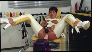 Video 928690804: machine anal squirt, machine squirting orgasm, latex bdsm