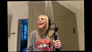 Video 1657009785: goddess teasing, goddess licking, giantess goddess