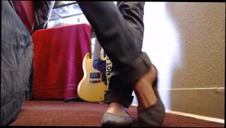 Video 1607977183: foot fetish feet worship, barefoot foot fetish, foot fetish solo, amateur foot worship, female foot worship, skinny foot, jeans barefoot