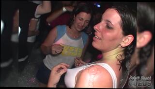 Video 858112404: girl flashing tits, party girls flashing, amateur party, amateur public