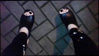 Video 1556941401: sexy shemale feet, sexy feet amateur, sexy hot feet, feet outdoors, feet hd