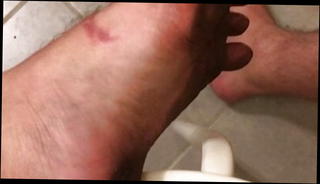 Video 1572066741: gay cum feet, oil jerk, barefoot jerking, dirty feet, hot gay feet, feet handjob, masturbating feet, french feet, long oiled, feet hd
