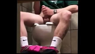 Video 1570566595: amateur gay masturbation, toilet masturbation, bathroom masturbation, jerking