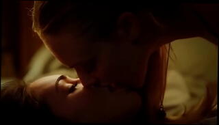Video 807227865: megan fox, amanda seyfried, lesbian tongue kissing