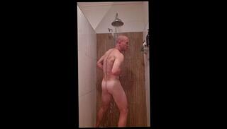 Video 1656119383: amateur webcam solo, amateur solo male shower