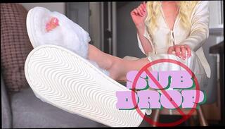 Video 1657973493: fetish feet femdom, feet fetish solo, femdom feet porn, femdom babes feet, femdom goddess training, high heels feet fetish, feet legs fetish, femdom submission, feet fetish play, solo female feet, femdom amateur babes, babes love fetish play