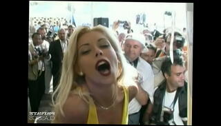 Video 1477905265: tania russof, monique covet