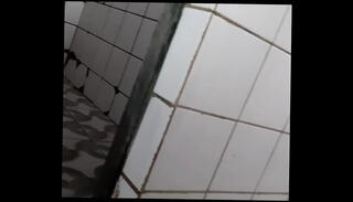 Video 1263200095: taking bath naked, naked exotic