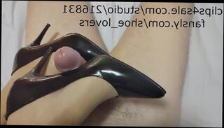 Video 1587679483: fetish feet pantyhose, pumps shoejob, pantyhose feet play, amateur fetish couple, black pumps