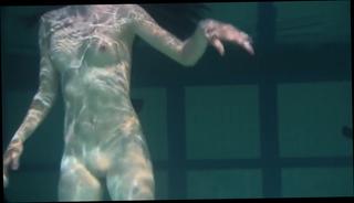 Video 821832904: teen beach hd, teen public